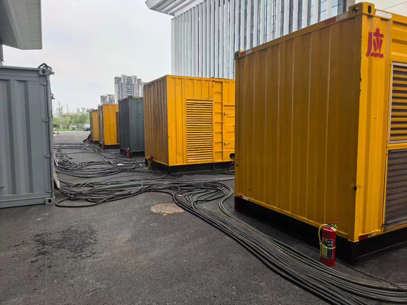 济源不同季节柴油发电机组保养有哪些注意事项?